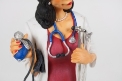 FO85520-Madam-Doctor-Madame-Docteur-8
