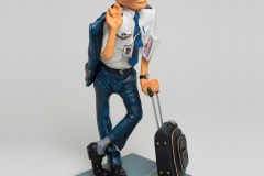 FO85523-The-Pilot-Le-Pilote-1-square